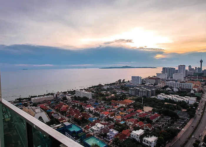 Dusit Grand Condo View